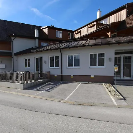 شقة In Lungau Near Slopes *